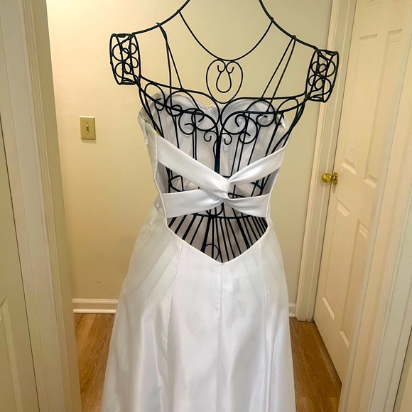 ✅🆕Jessica McClintock elegant wedding / event dress/ prom dress - Picture 3 of 6